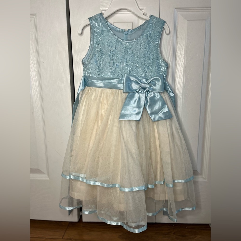 Jayne Copeland Blue and Cream Size 4 Girls Dress